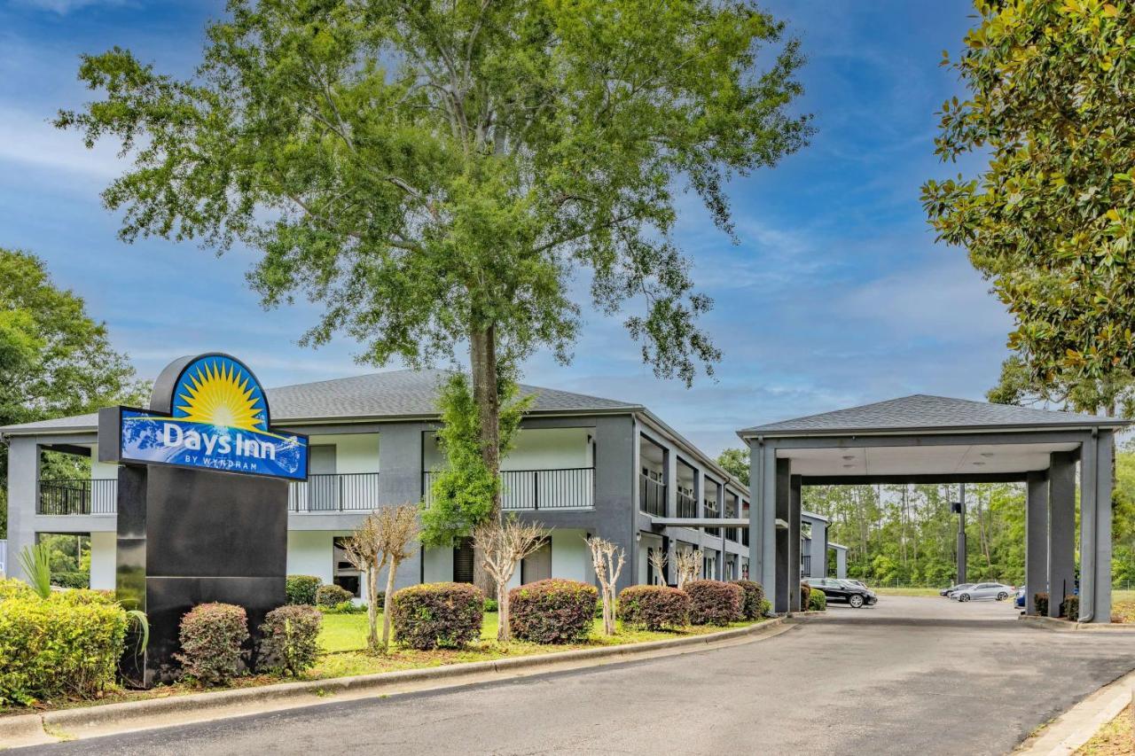 Days Inn By Wyndham Pensacola I-10 Ferry Pass Экстерьер фото